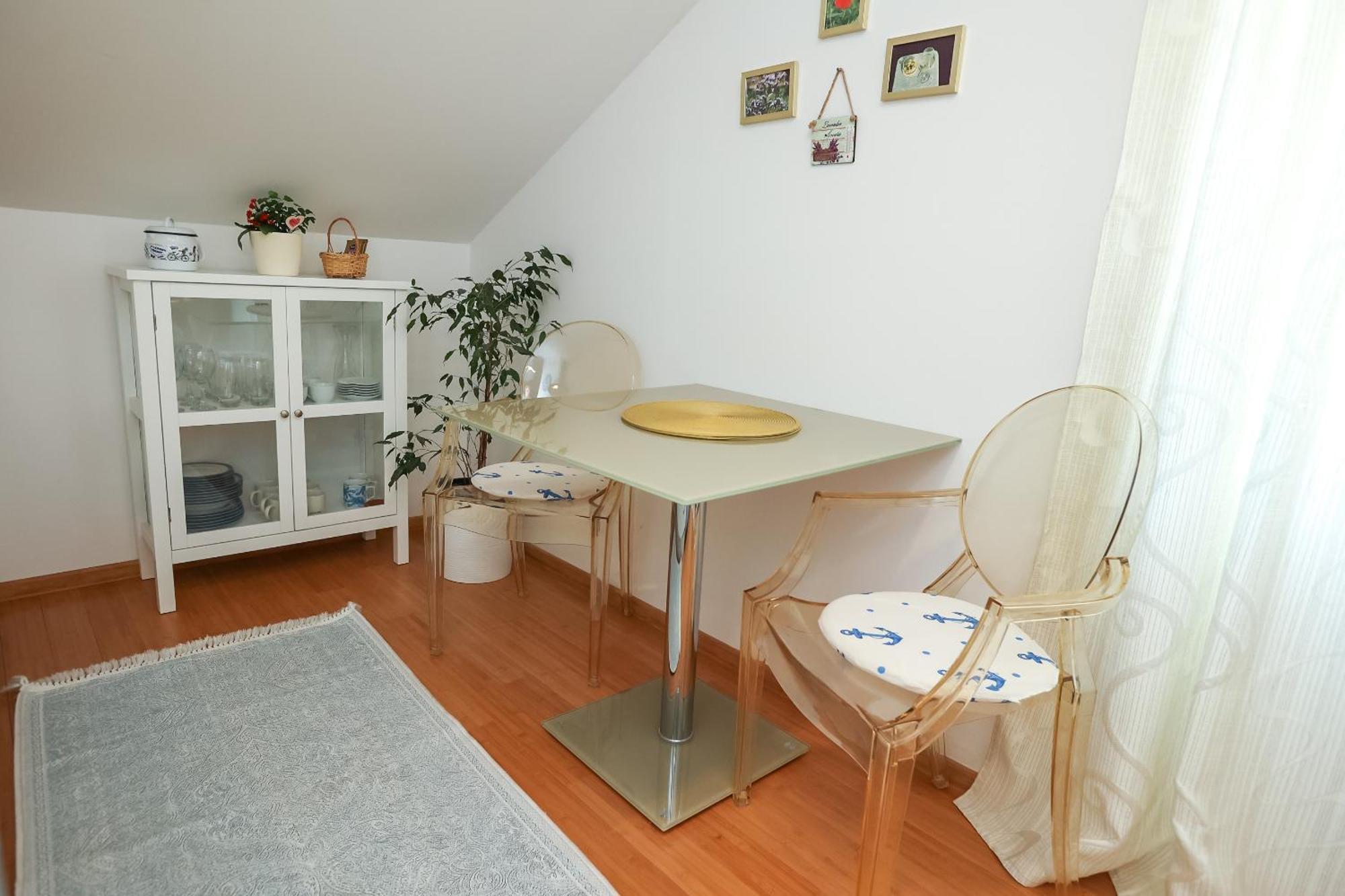 Z&A Studio Apartment With Parking Bozava Bagian luar foto